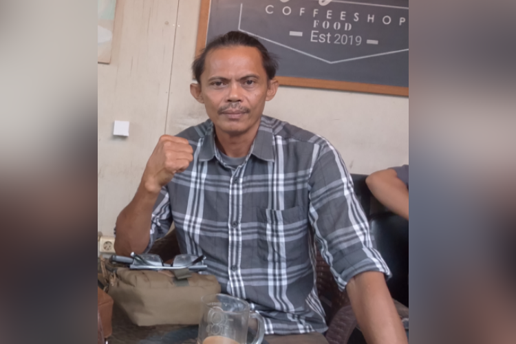 Ketua DK PWI Sulut Satrin Lasama 