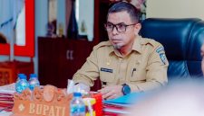 Foto: Bupati Boltara, Dr. Sirajudin Lasena, SE., M.Ec.Dev.