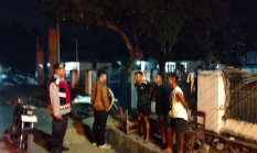 Polsek Bolangitang Sisir Dua Desa di Boltara, Sejumlah Botol Miras Diamankan